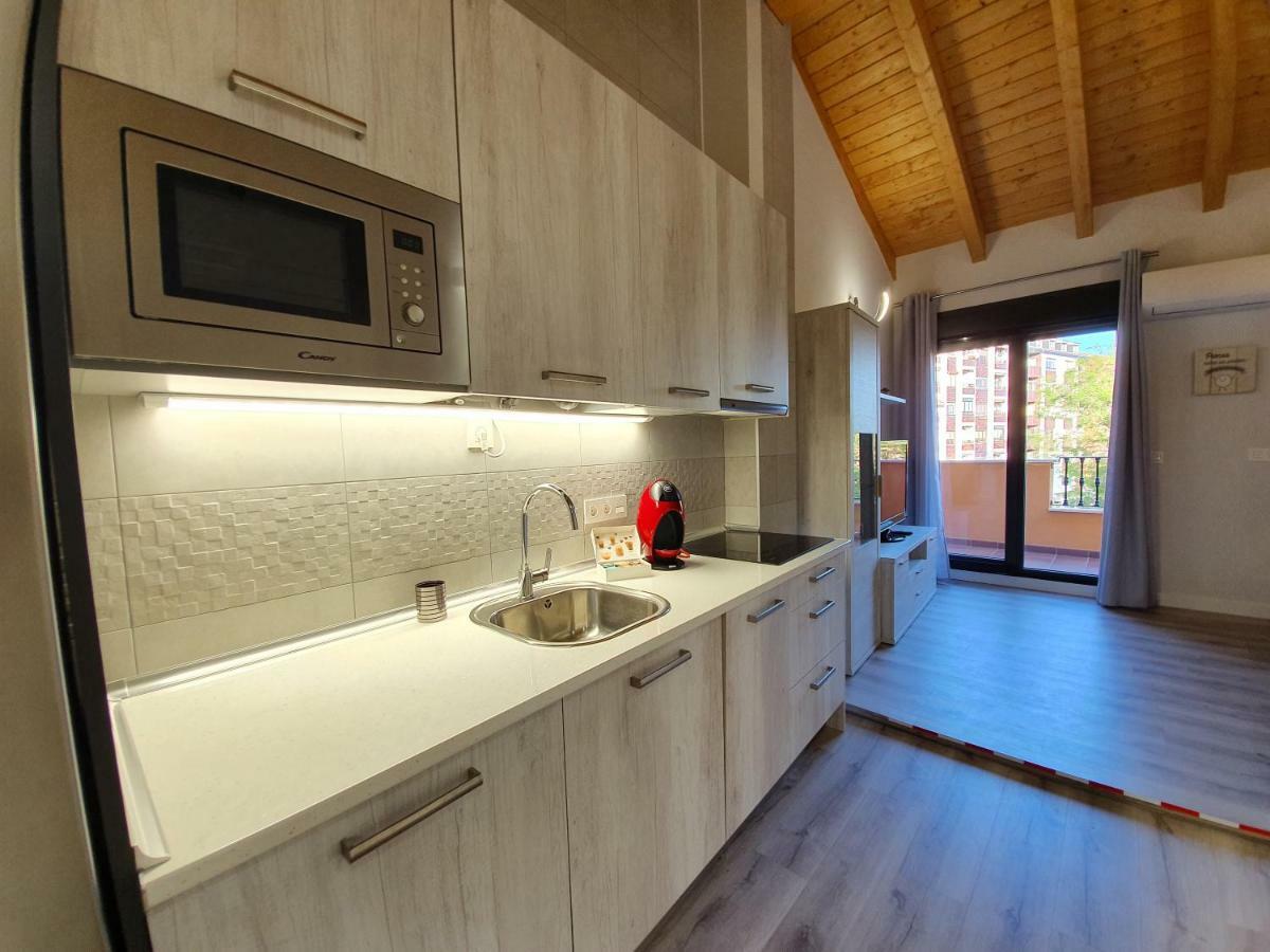 Apartamentos Aranda - Atico Duero อารันดา เด ดวยโร ภายนอก รูปภาพ